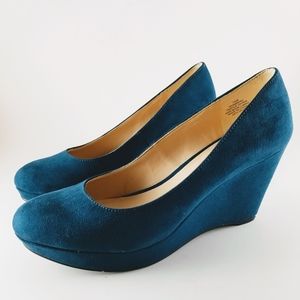 NINE WEST IWondero Green Wedge Heels